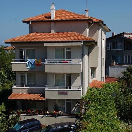 Prestige Hotel Szinemorec Kültér fotó